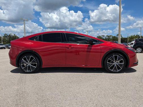 2024 Toyota Prius LE