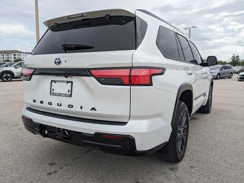 2023 Toyota Sequoia Base