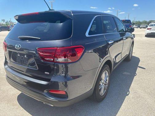 Platinum Graphite 2019 Kia Sorento LX