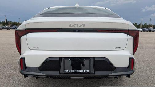 2025 Kia K4 GT-Line