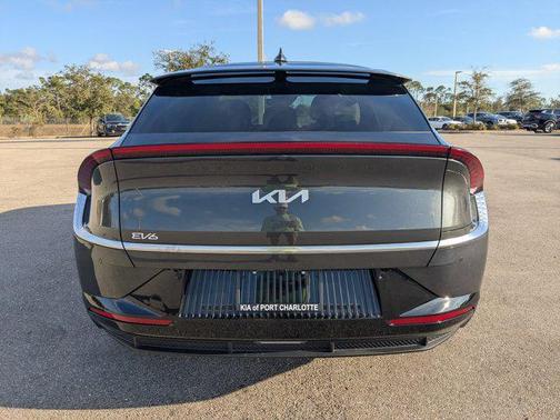 2022 Kia EV6 Wind