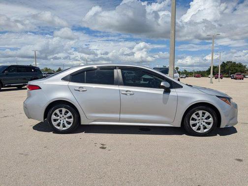 Classic Silver Metallic 2023 Toyota Corolla LE