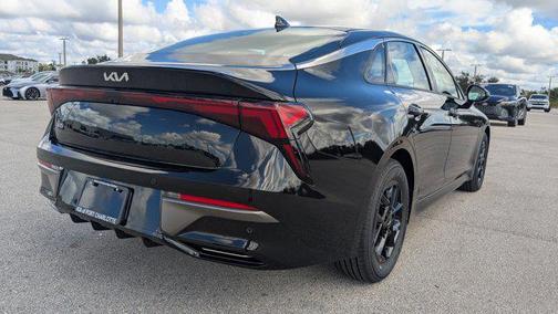 2026 Kia K5 LXS