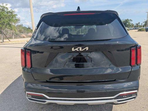 Ebony Black 2023 Kia Sorento SX
