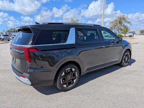 Panthera Metal 2026 Kia Carnival EX