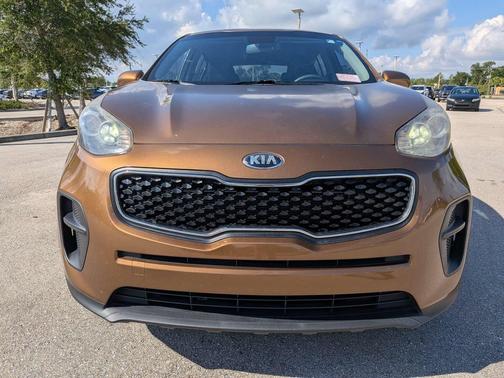 Burnished Copper 2018 Kia Sportage LX