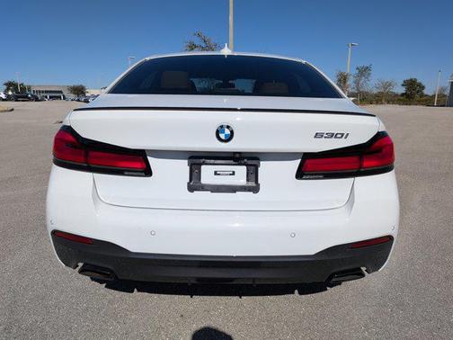 2023 BMW 530 i