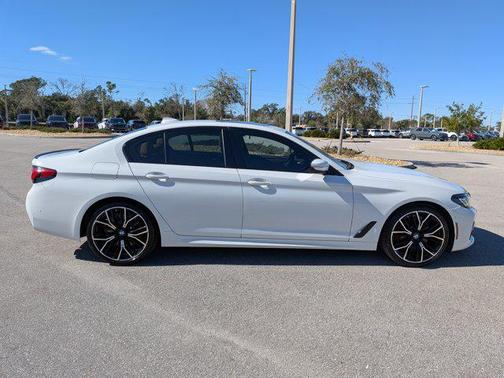 2023 BMW 530 i