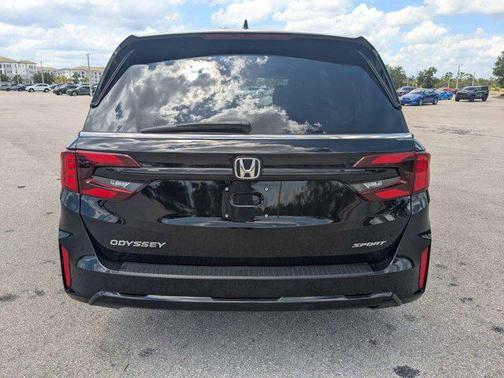 Crystal Black Pearl 2025 Honda Odyssey Sport-L
