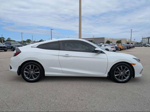 Platinum White Pearl 2020 Honda Civic EX