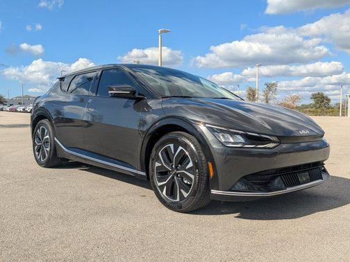 2024 Kia EV6 Wind