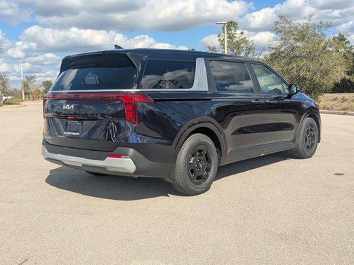 2026 Kia Carnival LXS