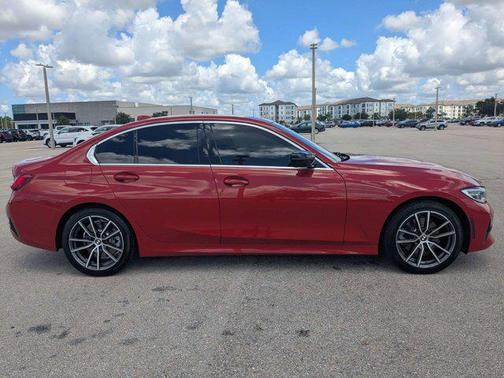 Melbourne Red Metallic 2020 BMW 330 330i