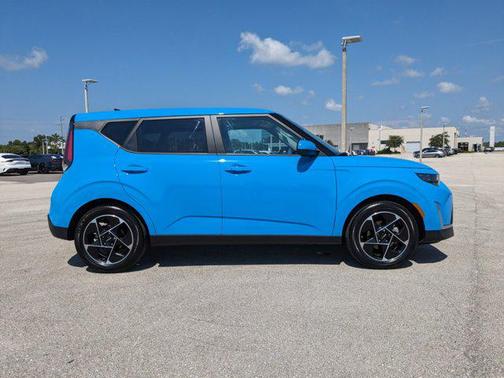 Surf Blue 2023 Kia Soul EX