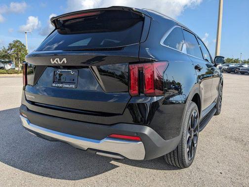 2025 Kia Sorento EX