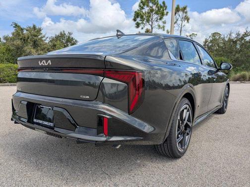 2025 Kia K4 GT-Line
