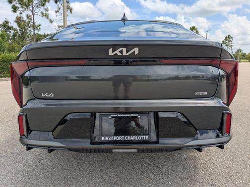 2025 Kia K4 GT-Line