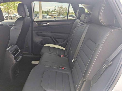 Platinum Gray Metallic 2024 Volkswagen Atlas Cross Sport 2.0T SEL
