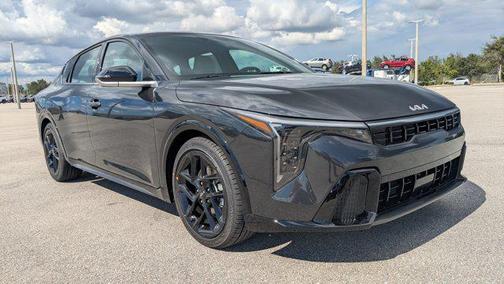 2025 Kia K4 GT-Line Turbo
