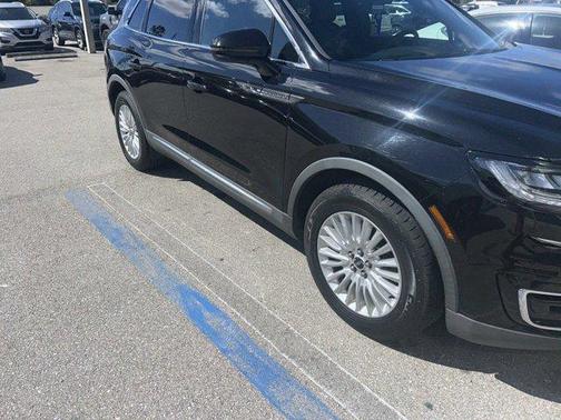 2019 Lincoln Nautilus Standard