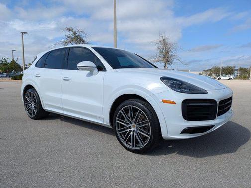 2019 Porsche Cayenne S