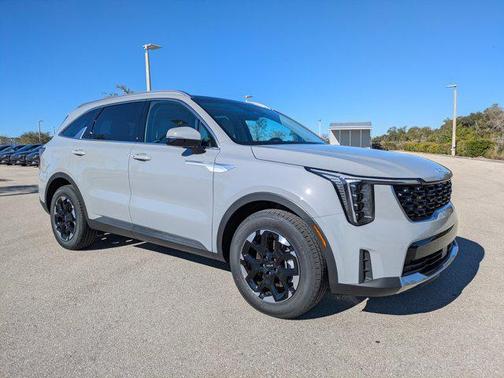 Wolf Gray 2026 Kia Sorento S