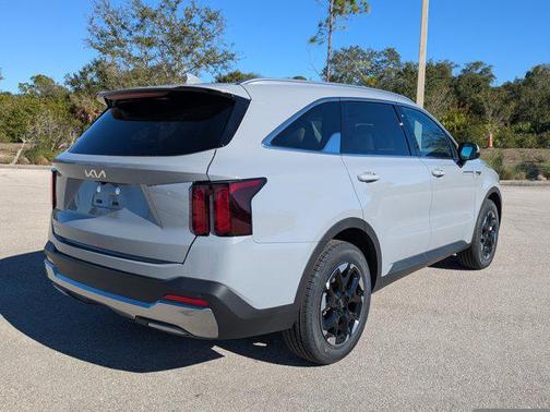 Wolf Gray 2026 Kia Sorento S