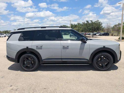 Wolf Gray 2027 Kia Telluride Hybrid X-Line SX-Prestige