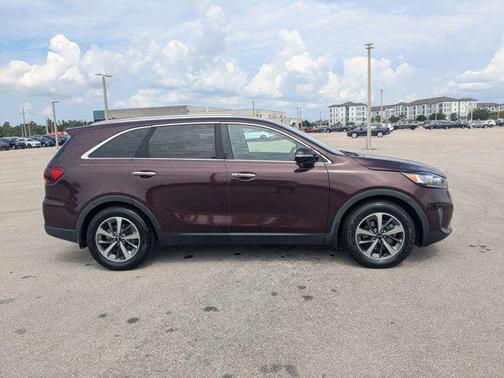 Sangria 2019 Kia Sorento EX