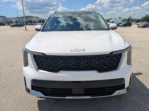 Glacial White 2026 Kia Sorento S