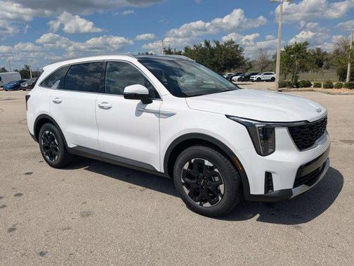 Glacial White 2026 Kia Sorento S