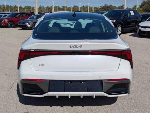 2026 Kia K5 EX