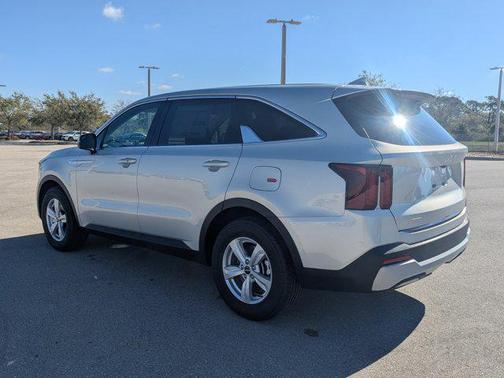Ivory Silver 2026 Kia Sorento LX