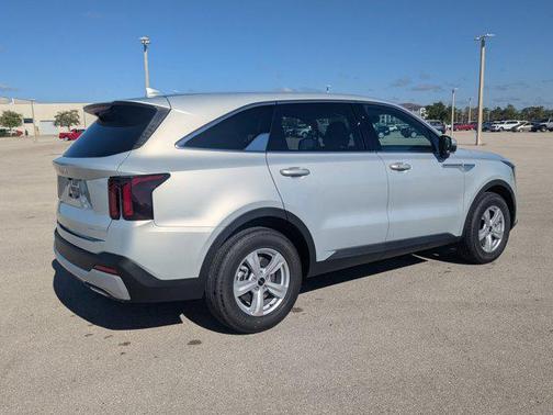 Ivory Silver 2026 Kia Sorento LX