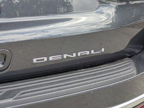 Hunter Metallic 2021 GMC Yukon XL Denali