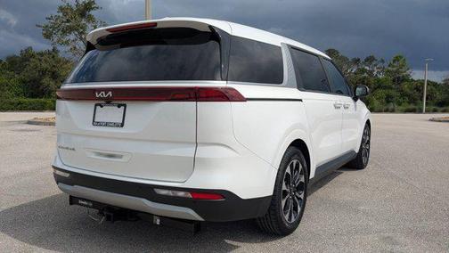 2022 Kia Carnival EX
