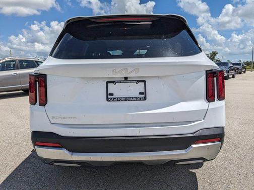 2025 Kia Sorento EX