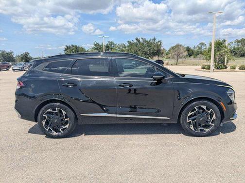 Ebony Black 2023 Kia Sportage SX-Prestige