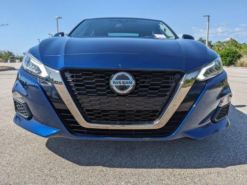 2020 Nissan Altima SR FWD