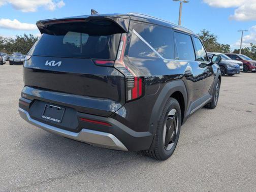 2026 Kia EV9 Wind