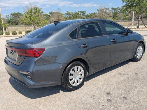 Gravity Gray 2021 Kia Forte FE