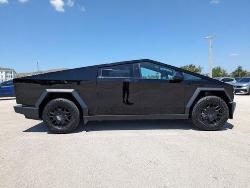 2024 Tesla Cybertruck All-Wheel Drive