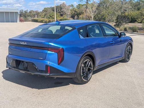 2025 Kia K4 GT-Line