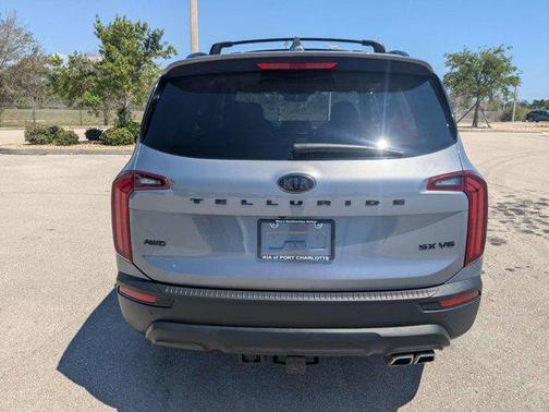 Everlasting Silver 2021 Kia Telluride SX