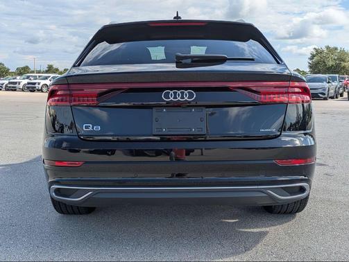 Mythos Black Metallic 2023 Audi Q8 55 Prestige