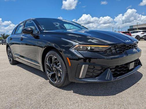 2025 Kia K5 GT-Line