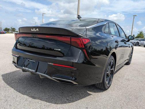2025 Kia K5 GT-Line