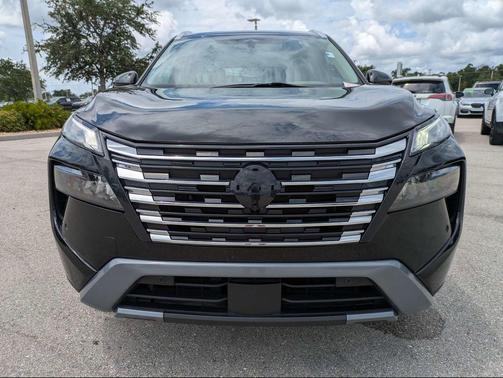 Super Black 2024 Nissan Rogue SL