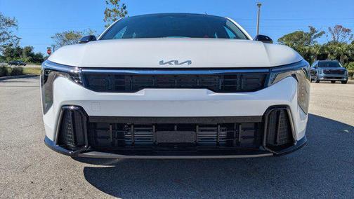 2025 Kia K4 GT-Line Turbo