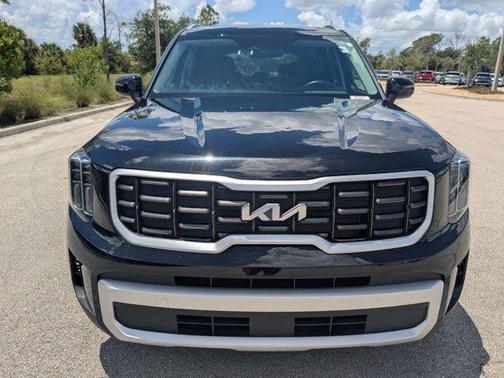 Ebony Black 2025 Kia Telluride S